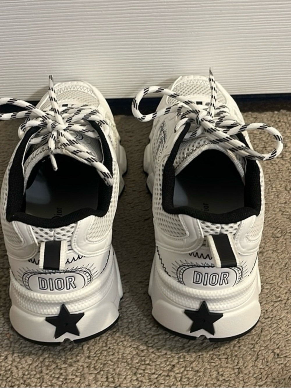 Dior Chrono Sneaker - Picture 4 of 8